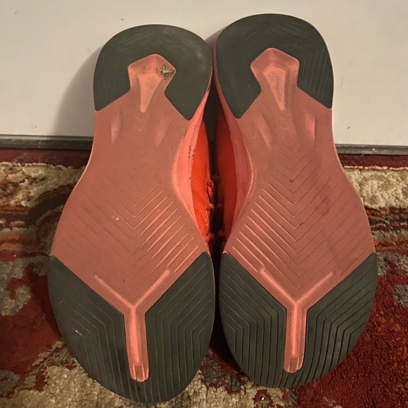 Puma sports shoes - Picture 2 of 5